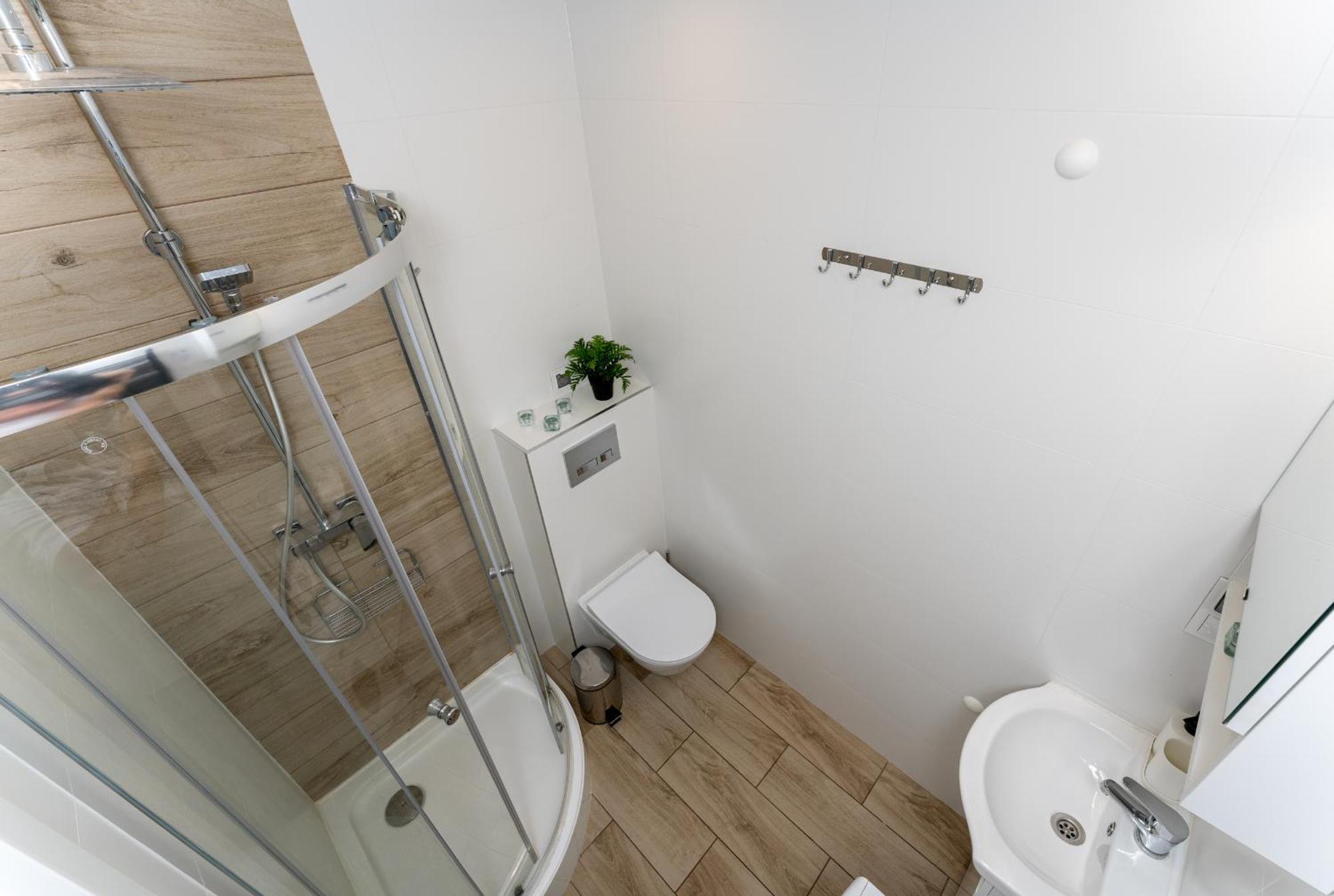 Czarnowiejska Mini Studio With Loggia Krakow Ngoại thất bức ảnh