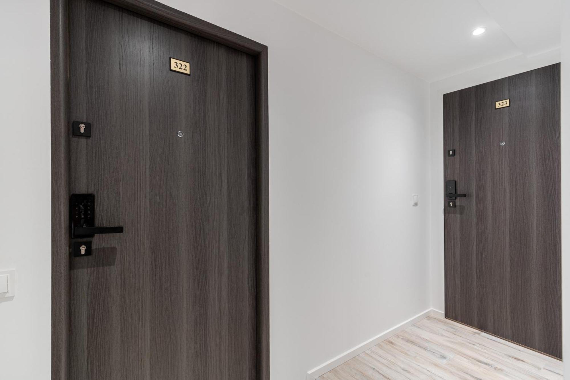 Czarnowiejska Mini Studio With Loggia Krakow Ngoại thất bức ảnh