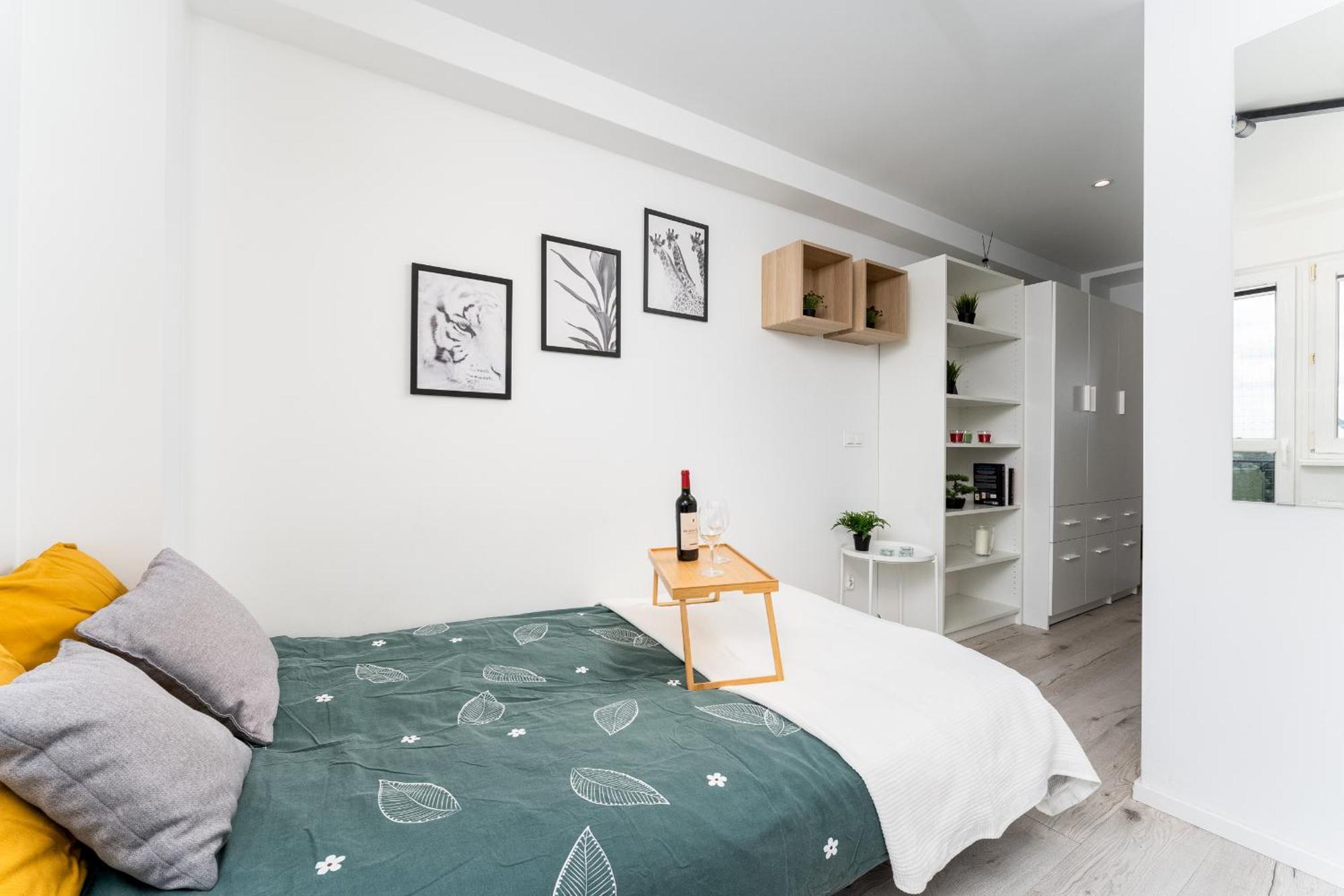 Czarnowiejska Mini Studio With Loggia Krakow Ngoại thất bức ảnh